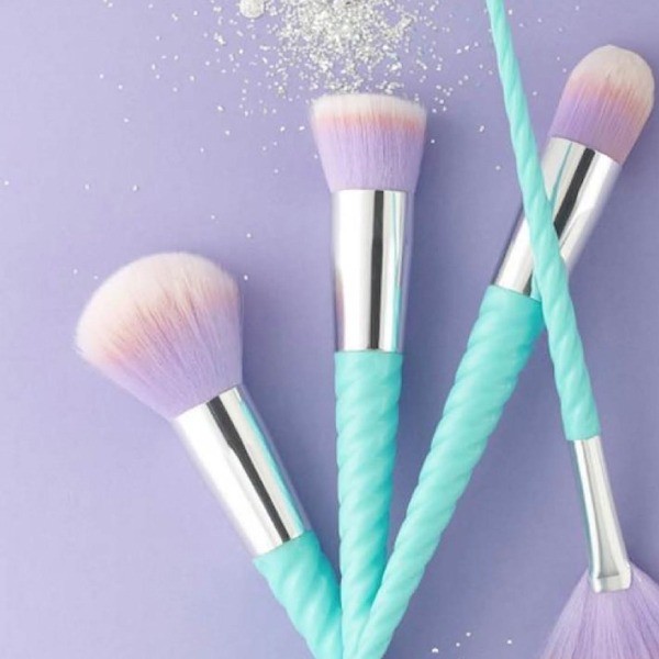 Accesorios de Maquillaje: Pinceles, Brochas, Esponjas y Espejos