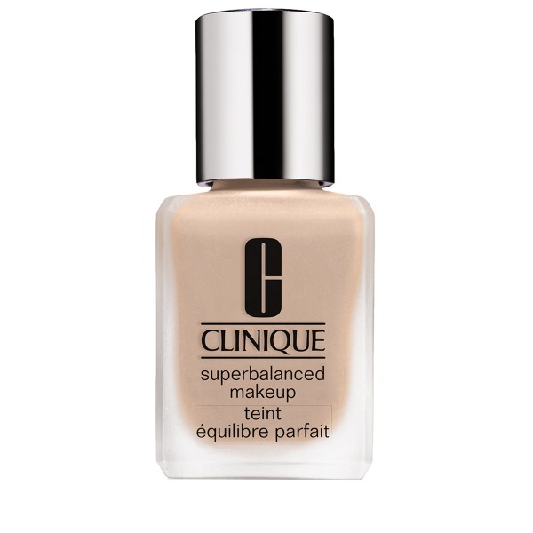 Clinique superbalanced makeup 8 1un